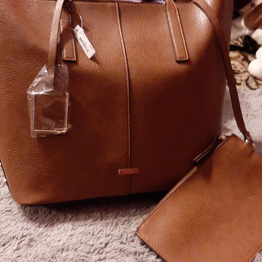 Purse - Picture 1 of 5